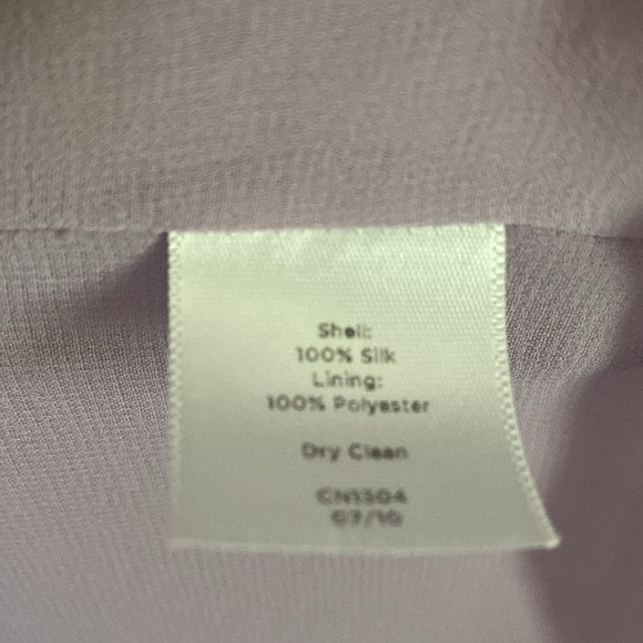 Talbots Women’s Lavender Floral Silk Short Sleeve Embellished Blouse Size 16 - Picture 6 of 8